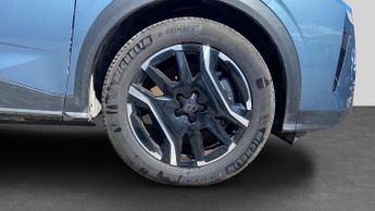 Peugeot 5008 73kWh Allure SUV 5dr Electric Auto (210 ps)