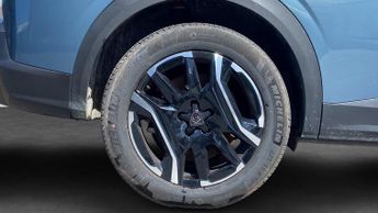 Peugeot 5008 73kWh Allure SUV 5dr Electric Auto (210 ps)