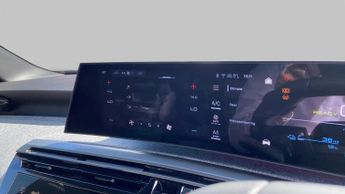 Peugeot 5008 73kWh Allure SUV 5dr Electric Auto (210 ps)