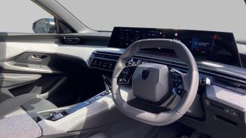 Peugeot 5008 73kWh Allure SUV 5dr Electric Auto (210 ps)