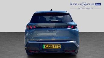 Peugeot 5008 73kWh Allure SUV 5dr Electric Auto (210 ps)