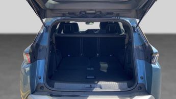 Peugeot 5008 73kWh Allure SUV 5dr Electric Auto (210 ps)