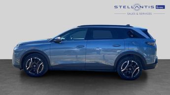 Peugeot 5008 73kWh Allure SUV 5dr Electric Auto (210 ps)