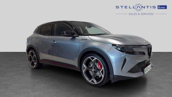 Alfa Romeo Junior 54kWh Elettrica Veloce SUV 5dr Electric Auto (280 ps)