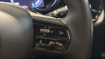 Alfa Romeo Junior 54kWh Elettrica Veloce SUV 5dr Electric Auto (280 ps)