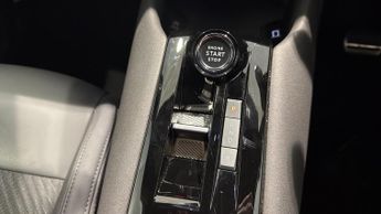 Alfa Romeo Junior 54kWh Elettrica Veloce SUV 5dr Electric Auto (280 ps)