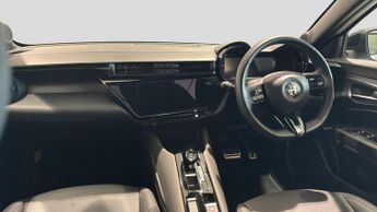 Alfa Romeo Junior 54kWh Elettrica Veloce SUV 5dr Electric Auto (280 ps)