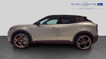 Alfa Romeo Junior 54kWh Elettrica Veloce SUV 5dr Electric Auto (280 ps)