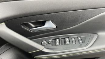 Peugeot 308 Sw 1.2 GT Estate 5dr Petrol Hybrid e-DSC6 Euro 6 (s/s) (136 ps)