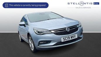 Vauxhall Astra 1.0i Turbo ecoTEC SRi Hatchback 5dr Petrol Manual Euro 6 (s/s) (