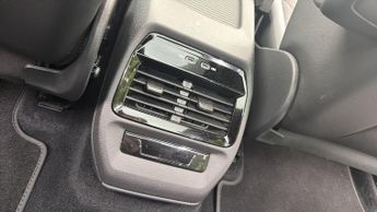 Volkswagen Id.4 Pro Performance 77kWh Style Edition SUV 5dr Electric Auto (204 p