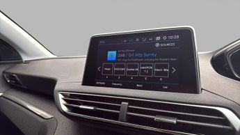 Peugeot 3008 SUV 1.2 PureTech GPF Allure SUV 5dr Petrol EAT Euro 6 (s/s) (130 ps)