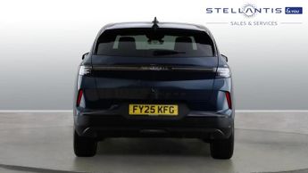 Vauxhall Grandland 1.2 Ultimate SUV 5dr Petrol Hybrid e-DCT Euro 6 (s/s) (136 ps)