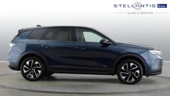 Vauxhall Grandland 1.2 Ultimate SUV 5dr Petrol Hybrid e-DCT Euro 6 (s/s) (136 ps)