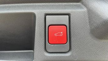 Vauxhall Grandland 1.2 Ultimate SUV 5dr Petrol Hybrid e-DCT Euro 6 (s/s) (136 ps)