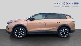Vauxhall Grandland 1.2 Ultimate SUV 5dr Petrol Hybrid e-DCT Euro 6 (s/s) (136 ps)
