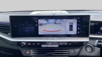 Vauxhall Grandland Electric 73kWh Ultimate SUV 5dr Electric Auto (213 ps)