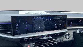 Vauxhall Grandland Electric 73kWh Ultimate SUV 5dr Electric Auto (213 ps)