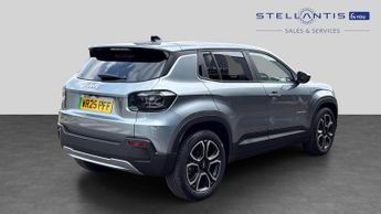 Jeep Avenger 54kWh e-Summit SUV 5dr Electric Auto (156 ps)