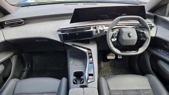 Peugeot 3008 73kWh GT SUV 5dr Electric Auto (210 ps)