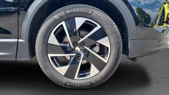 Vauxhall Grandland 1.2 Ultimate SUV 5dr Petrol Hybrid e-DCT Euro 6 (s/s) (145 ps)