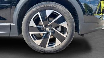 Vauxhall Grandland 1.2 Ultimate SUV 5dr Petrol Hybrid e-DCT Euro 6 (s/s) (145 ps)