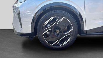 Peugeot 5008 73kWh GT SUV 5dr Electric Auto (210 ps)