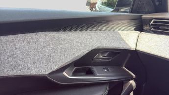 Peugeot 5008 73kWh GT SUV 5dr Electric Auto (210 ps)