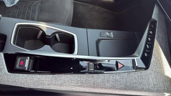 Peugeot 5008 73kWh GT SUV 5dr Electric Auto (210 ps)