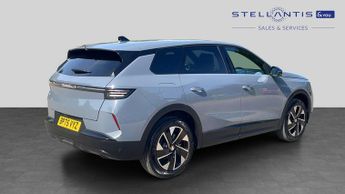 Vauxhall Grandland 1.2 Ultimate SUV 5dr Petrol Hybrid e-DCT Euro 6 (s/s) (145 ps)