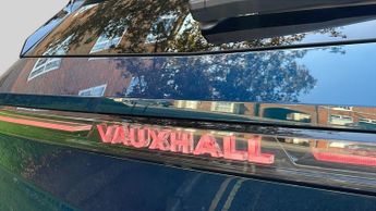 Vauxhall Grandland 1.2 Ultimate SUV 5dr Petrol Hybrid e-DCT Euro 6 (s/s) (145 ps)