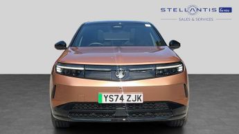Vauxhall Grandland Electric 73kWh Ultimate SUV 5dr Electric Auto (213 ps)