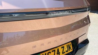 Vauxhall Grandland Electric 73kWh Ultimate SUV 5dr Electric Auto (213 ps)