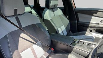 Vauxhall Grandland Electric 73kWh Ultimate SUV 5dr Electric Auto (213 ps)