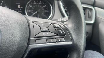 Nissan Qashqai 1.3 DIG-T N-Motion SUV 5dr Petrol DCT Auto Euro 6 (s/s) (160 ps)