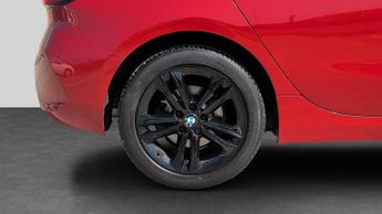 BMW 1 Series 1.5 118i Sport (LCP) Hatchback 5dr Petrol DCT Euro 6 (s/s) (136 