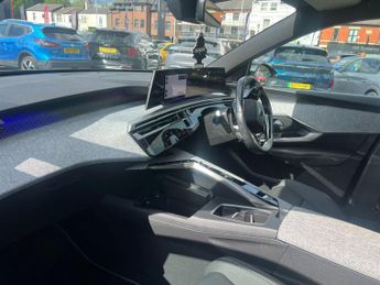 Peugeot 3008 73kWh GT SUV 5dr Electric Auto (210 ps)