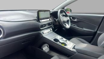 Hyundai Kona 64kWh Premium SUV 5dr Electric Auto (10.5kW Charger) (204 ps)
