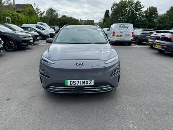 Hyundai Kona 64kWh Premium SUV 5dr Electric Auto (10.5kW Charger) (204 ps)
