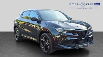 Alfa Romeo Junior 1.2 MHEV Ibrida Intensa SUV 5dr Petrol Hybrid e-DCT Euro 6 (s/s)