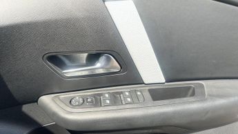Citroen C4 1.2 PureTech MAX Hatchback 5dr Petrol EAT8 Euro 6 (s/s) (130 ps)