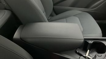 Kia Niro 1.6h GDi 2 SUV 5dr Petrol Hybrid DCT Euro 6 (s/s) (127 bhp)