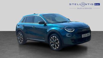Fiat 600 1.2 MHEV La Prima SUV 5dr Petrol Hybrid e-DCT Euro 6 (s/s) (136 