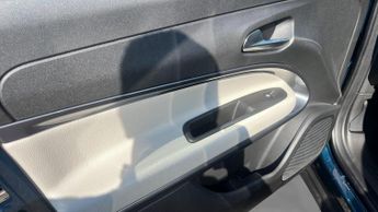 Fiat 600 1.2 MHEV La Prima SUV 5dr Petrol Hybrid e-DCT Euro 6 (s/s) (136 