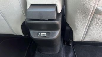 Fiat 600 1.2 MHEV La Prima SUV 5dr Petrol Hybrid e-DCT Euro 6 (s/s) (136 