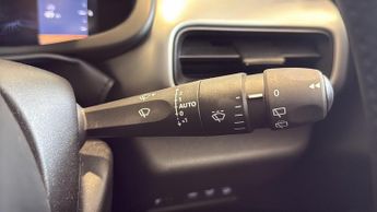 Jeep Avenger 1.2 e-Hybrid Summit SUV 5dr Petrol Hybrid e-DCT Euro 6 (s/s) (10
