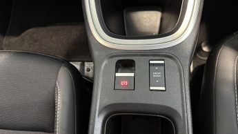 Jeep Avenger 1.2 e-Hybrid Summit SUV 5dr Petrol Hybrid e-DCT Euro 6 (s/s) (10