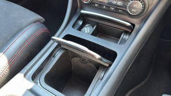 Mercedes-benz A Class 1.5 A180d AMG Line (Premium) Hatchback 5dr Diesel 7G-DCT Euro 6 