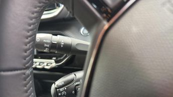 Peugeot 2008 54kWh Active SUV 5dr Electric Auto (7kW Charger) (156 ps)