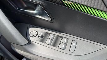 Peugeot 2008 54kWh Active SUV 5dr Electric Auto (7kW Charger) (156 ps)